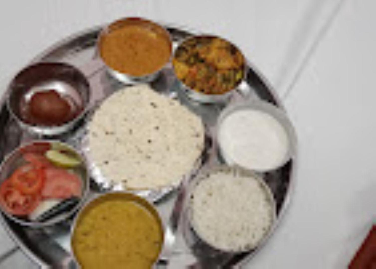 Guru Dev Palace Hotel & Lawn,Ayodhya Dış mekan fotoğraf