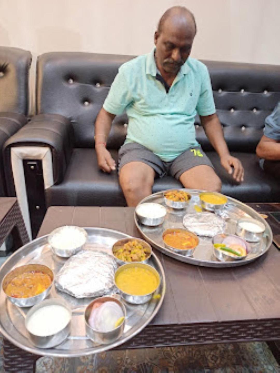 Guru Dev Palace Hotel & Lawn,Ayodhya Dış mekan fotoğraf