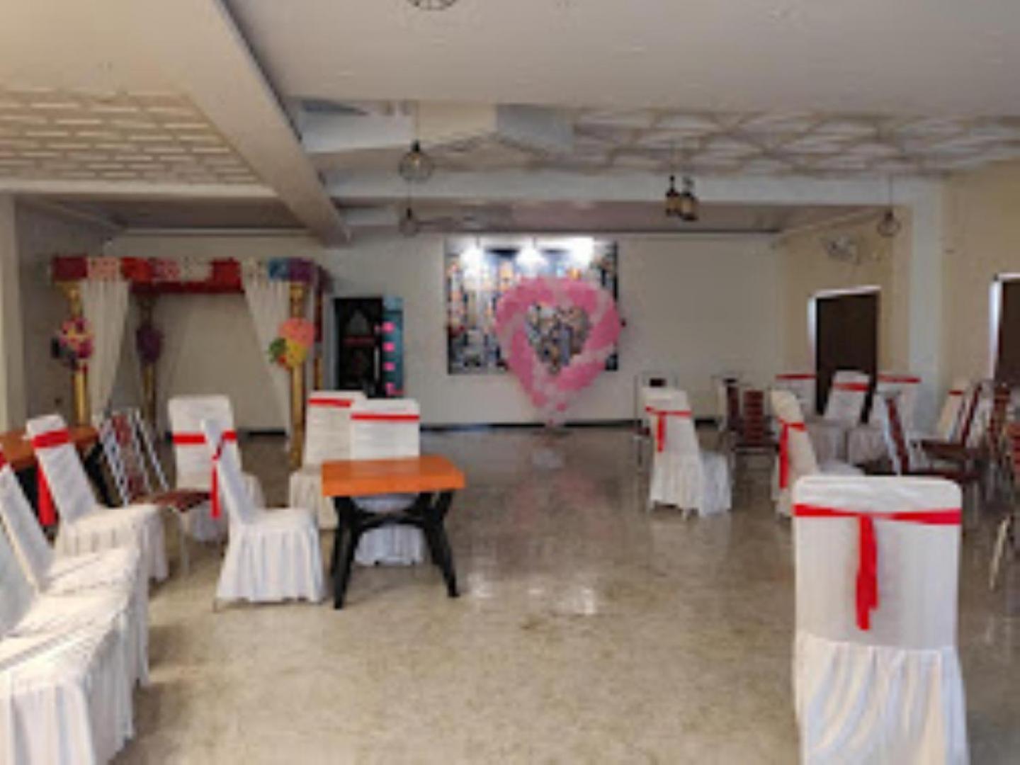 Guru Dev Palace Hotel & Lawn,Ayodhya Dış mekan fotoğraf