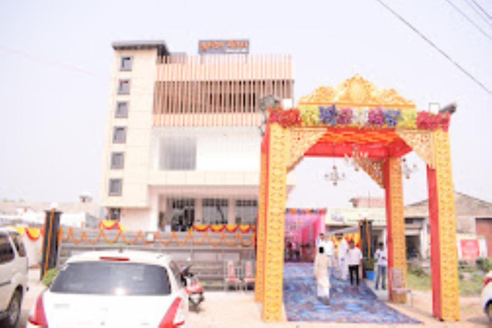 Guru Dev Palace Hotel & Lawn,Ayodhya Dış mekan fotoğraf