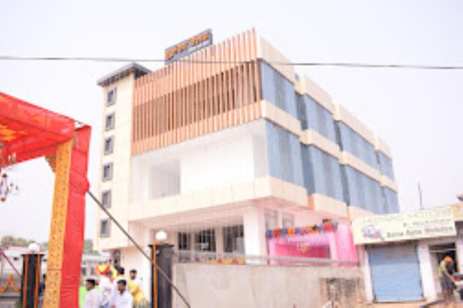 Guru Dev Palace Hotel & Lawn,Ayodhya Dış mekan fotoğraf